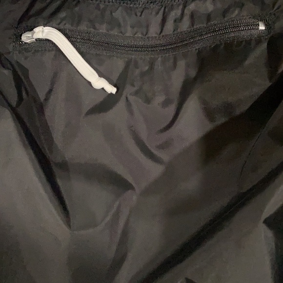 Nike Sip up Rain light Jacket Size S(4-6) P - Picture 8 of 10